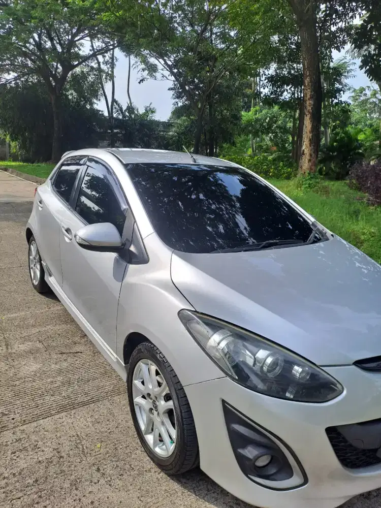 Mazda 2 HB R AT 2012