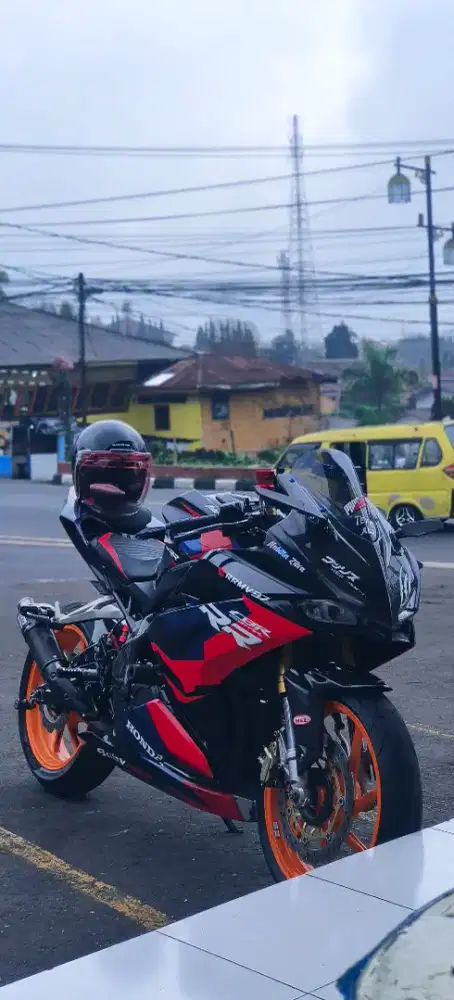 Honda cbr 250 rr Repsol edition
