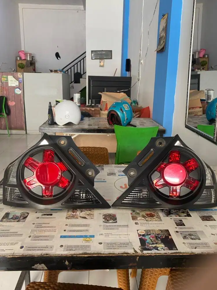 LAMPU BELAKANG HONDA BRIO OLD ORISINIL HONDA