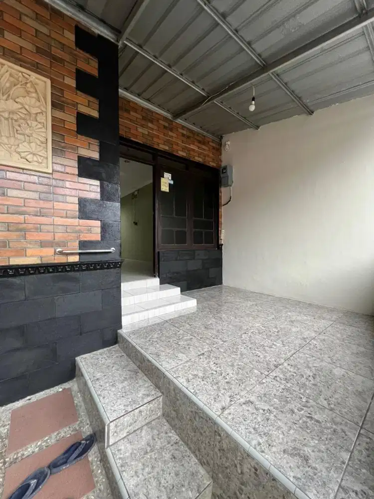 DISEWAKAN RUMAH SIAP HUNI – NYAMAN & STRATEGIS