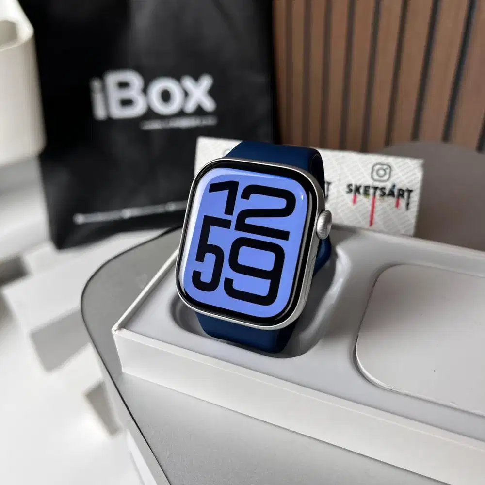 Apple Watch Series 10 42mm Silver iBox iwatch Battery Health 99%