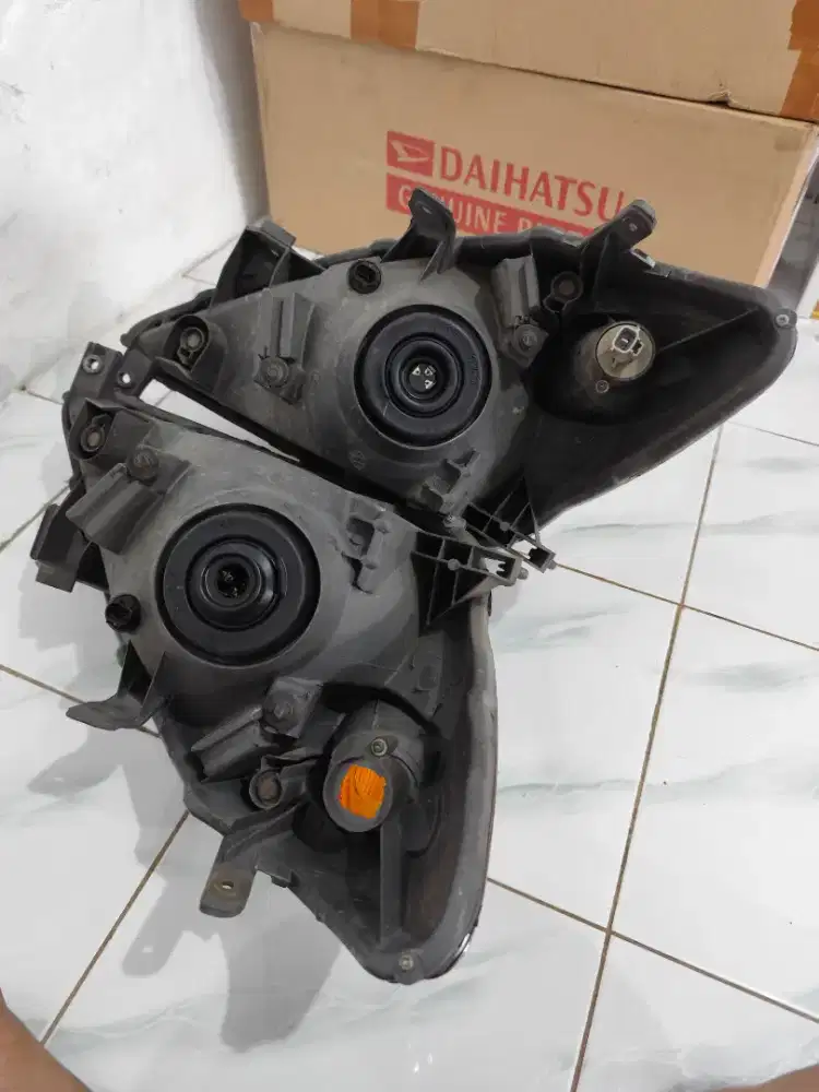 Headlamp avanza old th. 2007-2011