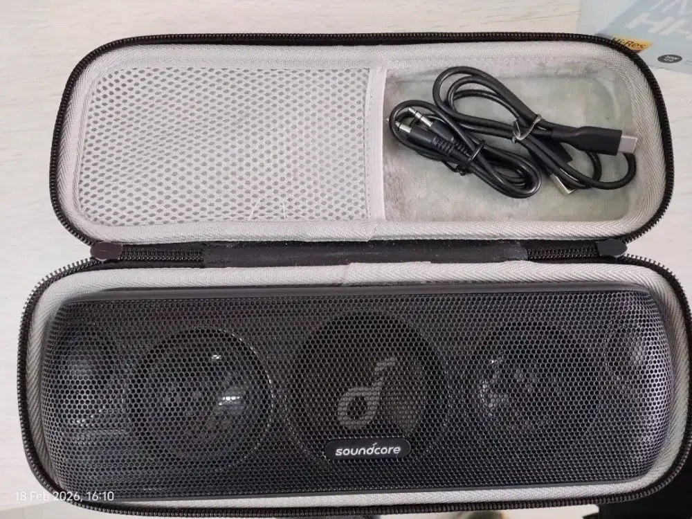 Soundcore Motion plus Bonus Case