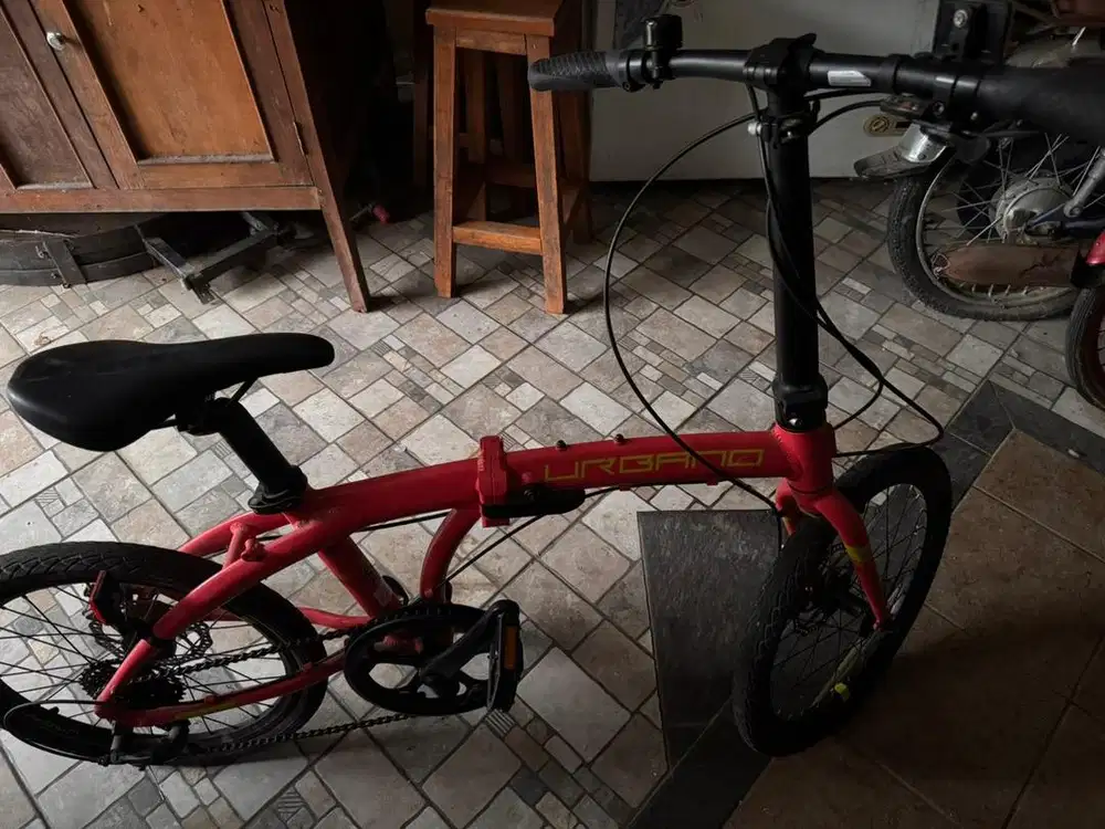 Sepeda lipat Polygon Urbano 3