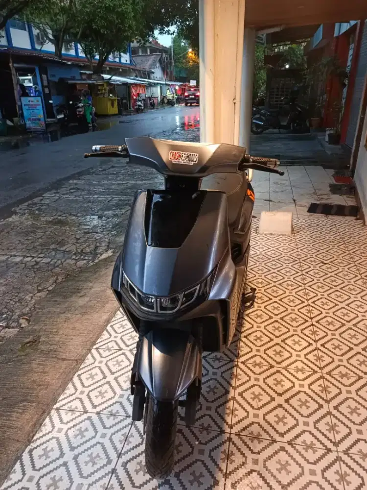 Motor listrik Yadea T9