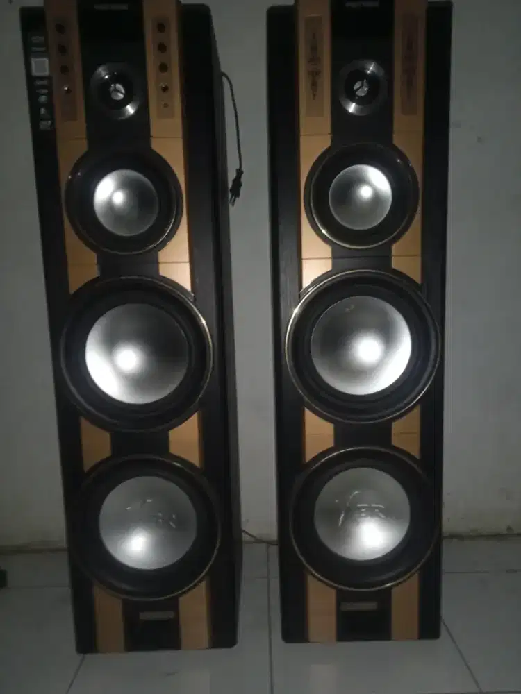 Speaker aktif Polytron seri x bar