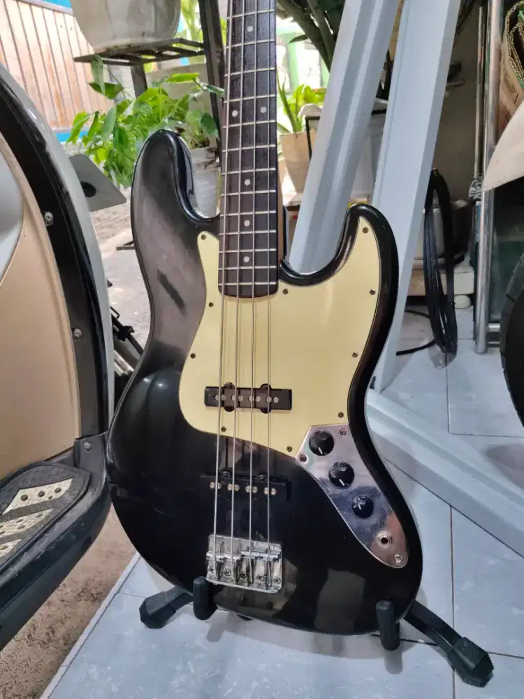 Bass Squier Jazz Bass MII Original