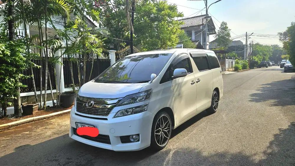 Toyota Vellfire 2017 Bensin