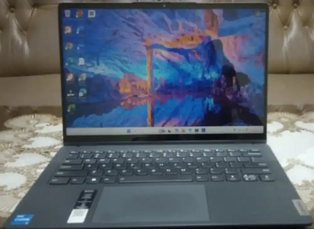 Lenovo Touchscreen ideapad flex 5i 16:10 itel core 3