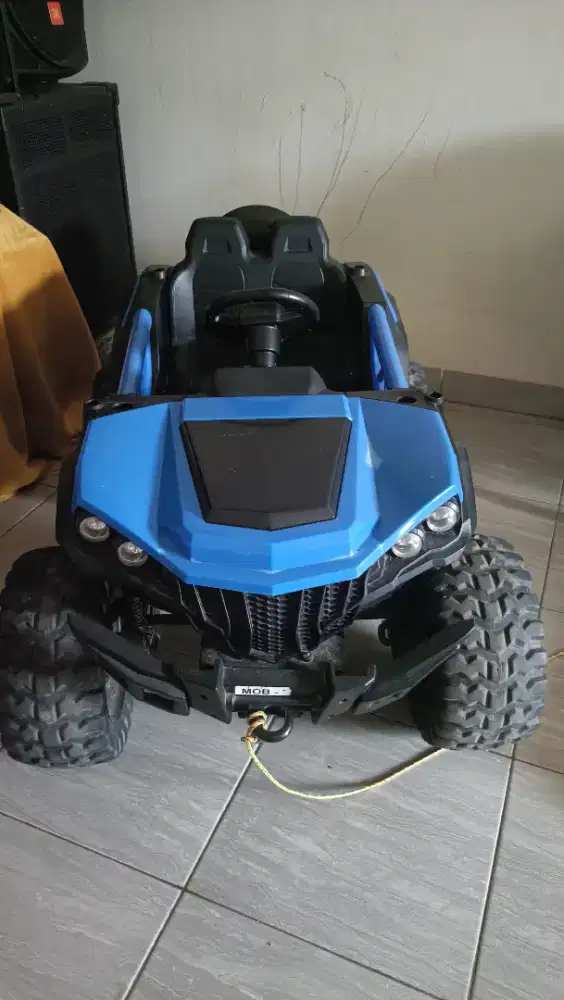 Mobilan Aki ban karet