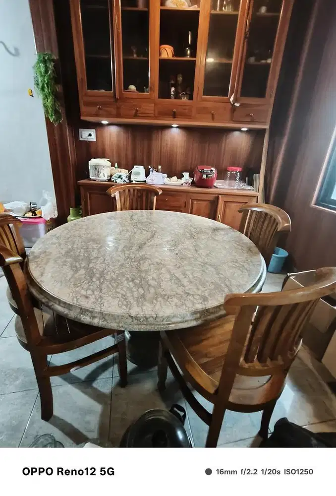 Meja Makan Batu Onxy Tulungagung