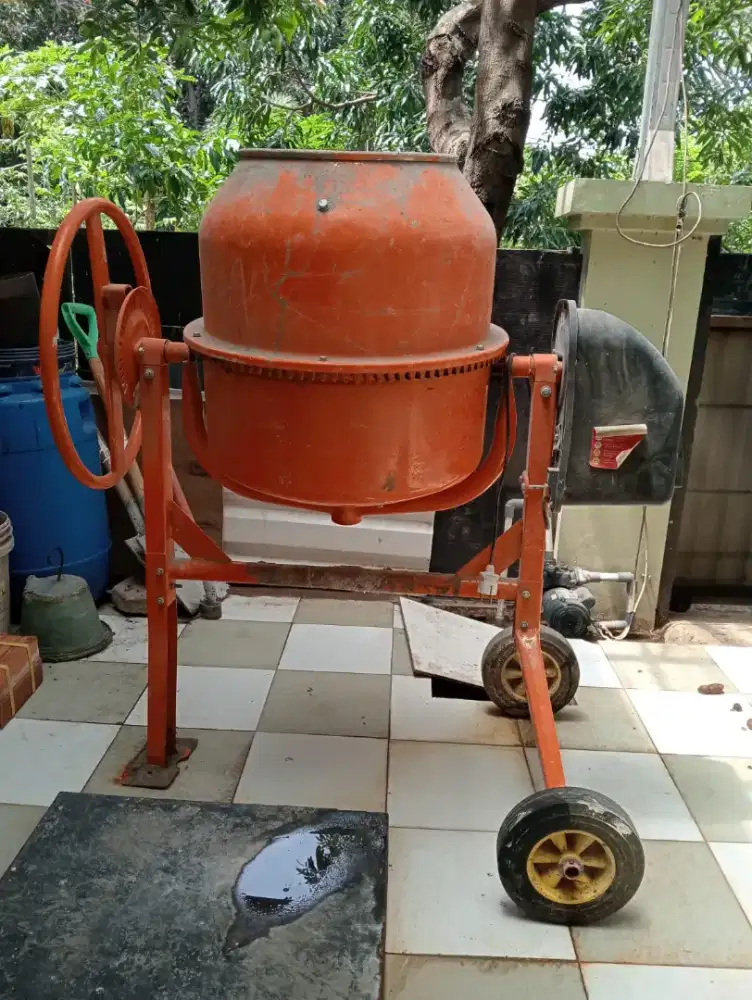 Molen Listrik. Bekas pakai.