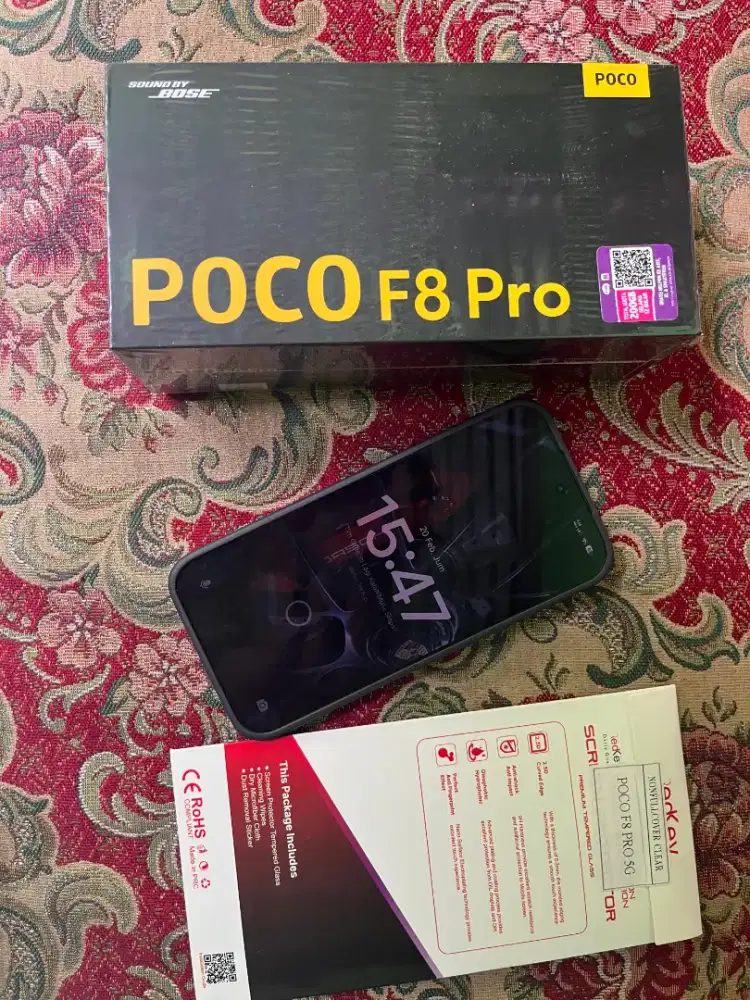Poco f8 pro 12/512 black
