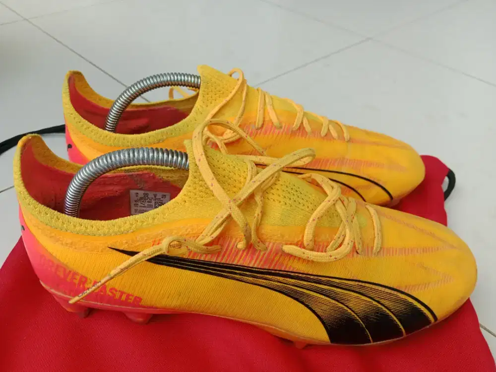 Sepatu Bola Puma Original
