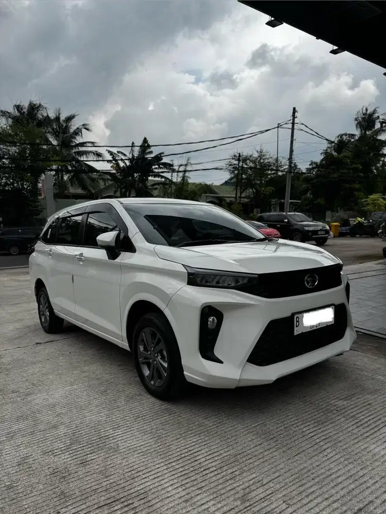 Dijual Cepat CASH Daihatsu Xenia R 1.3 CVT 2024