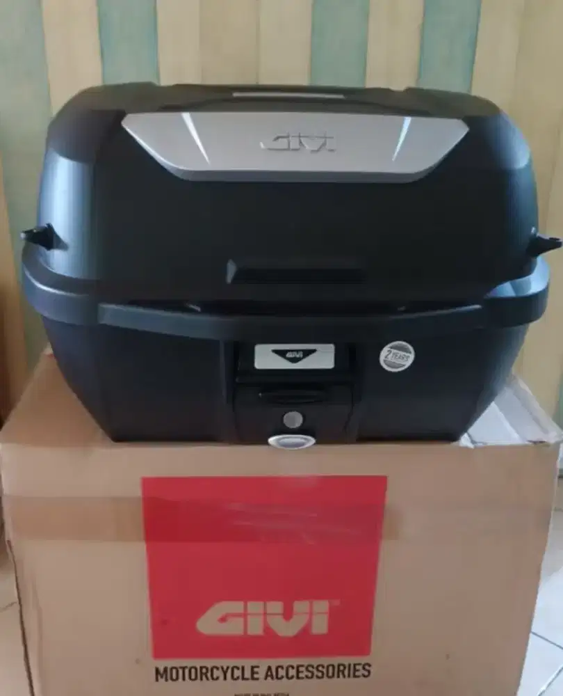 Box Motor Givi E43 ADV Stock Baru !