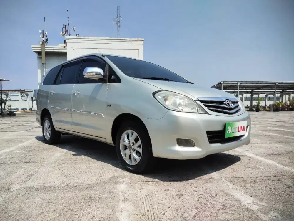 Innova 2.4 G 2010 Matic Terawat 2011 silver at Bagus 2013  siap gas