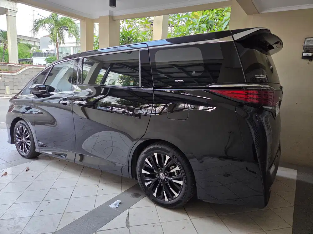 Alphard HEV antik 5K