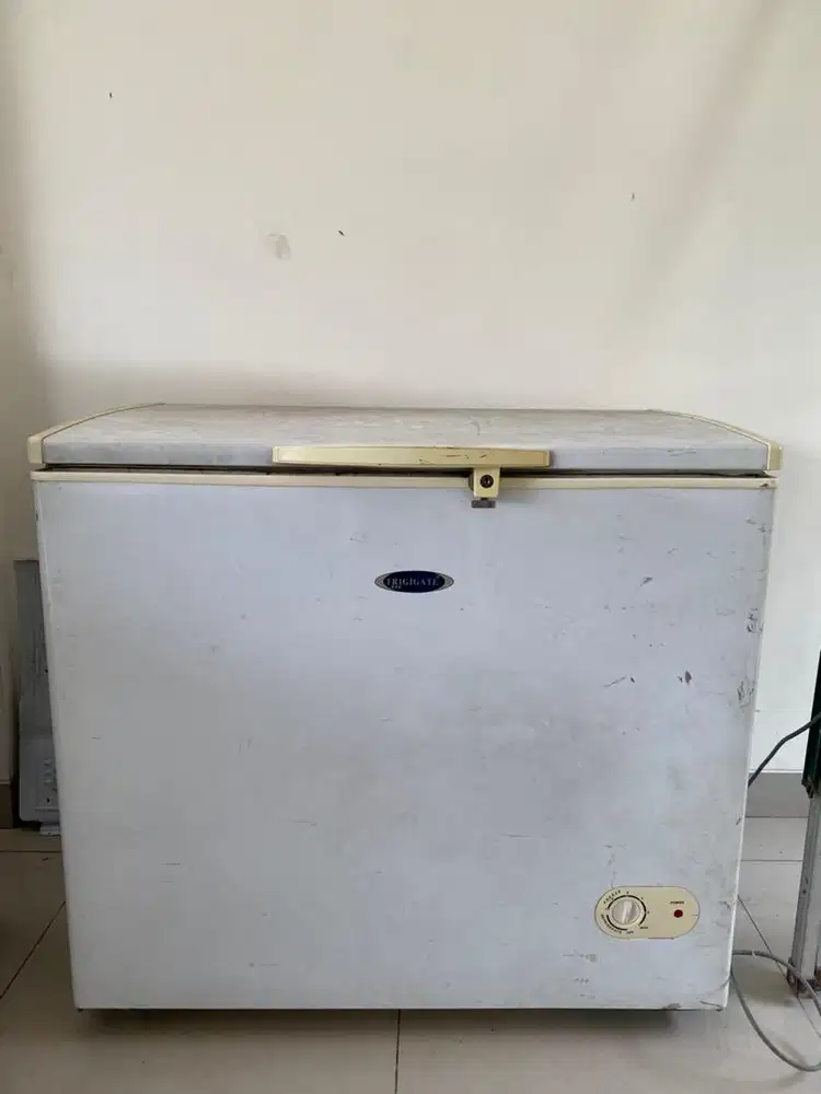 Frezer bekas semua fungsi normal