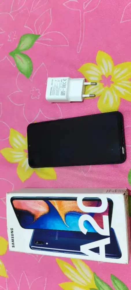 Jual samsung A20 seken