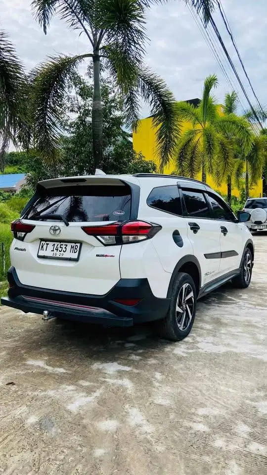 TOYOTA RUSH 1.5 TRD S AT 2021
