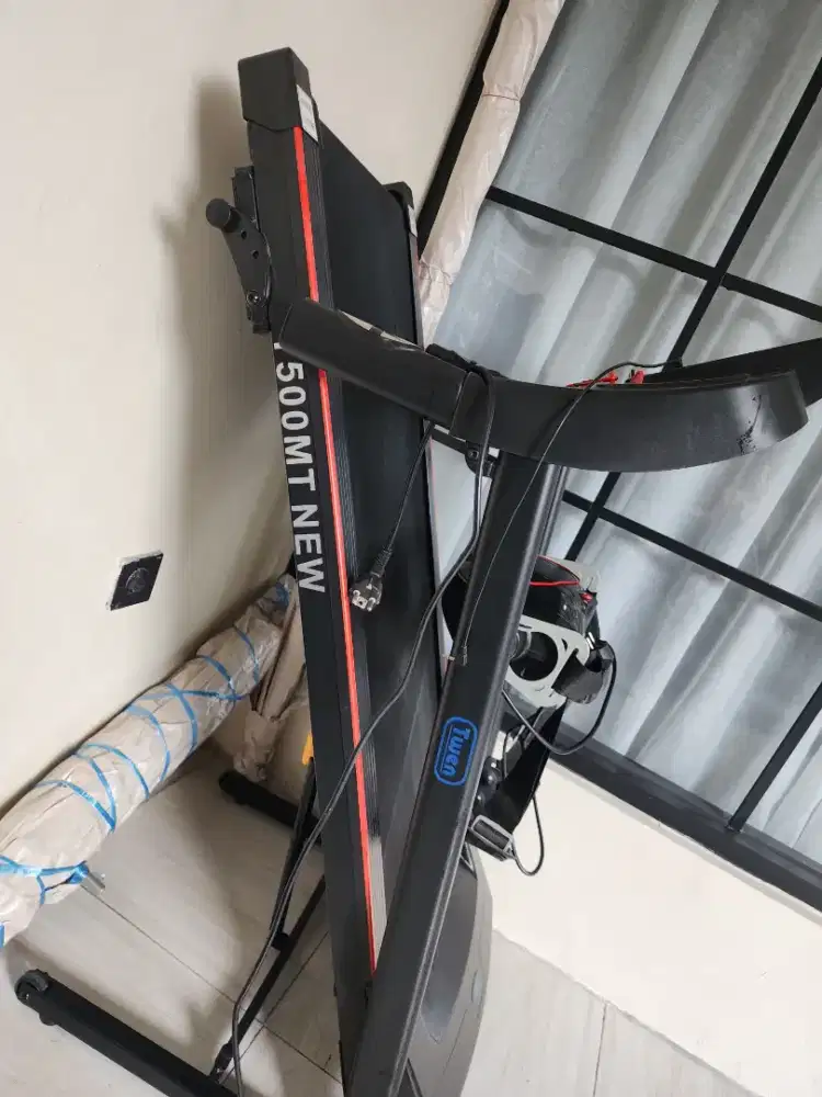 Jual treadmill bekas seperti baru merk tween