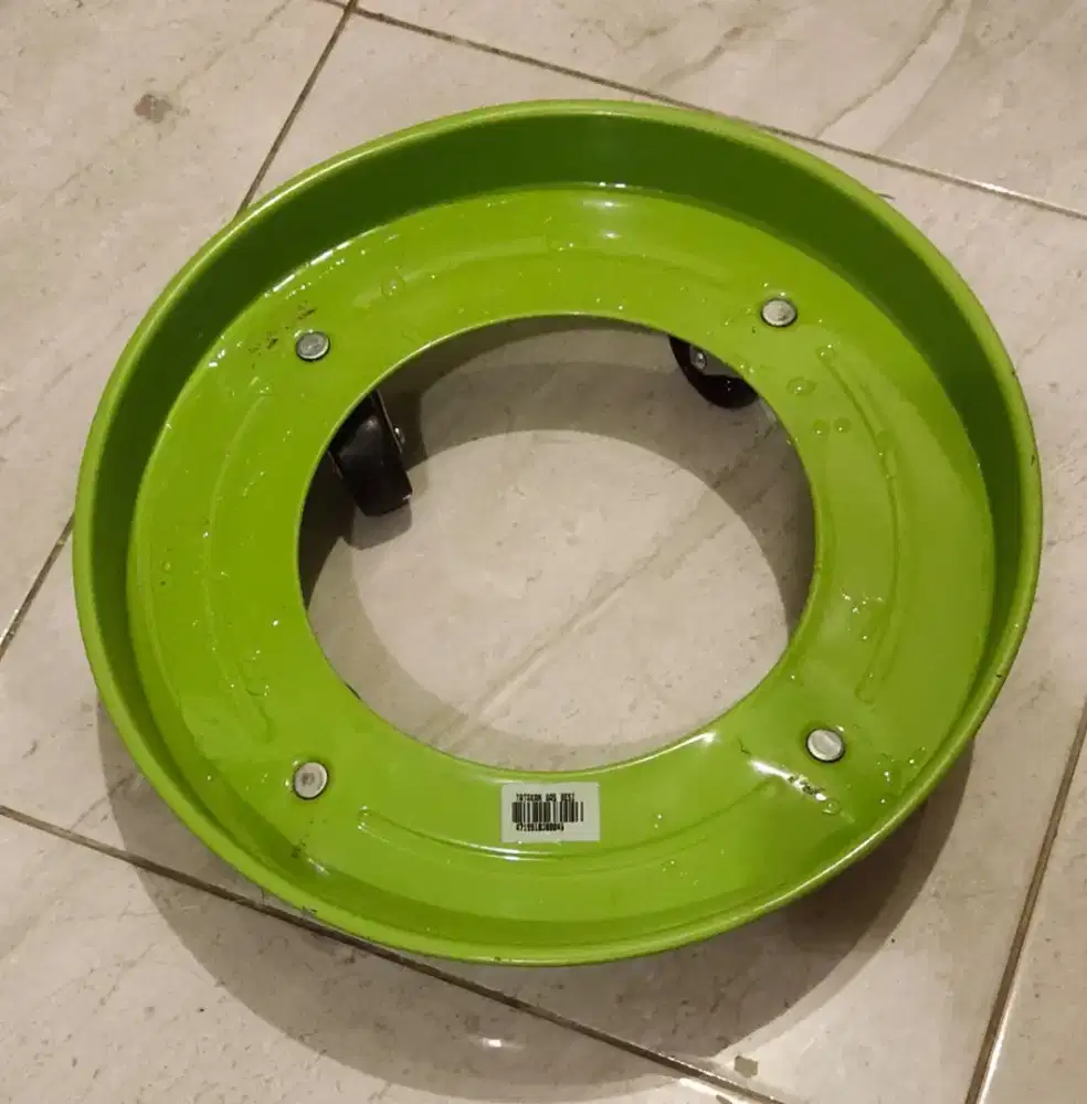 Kenmasrer tatakan tabung gas besi roda