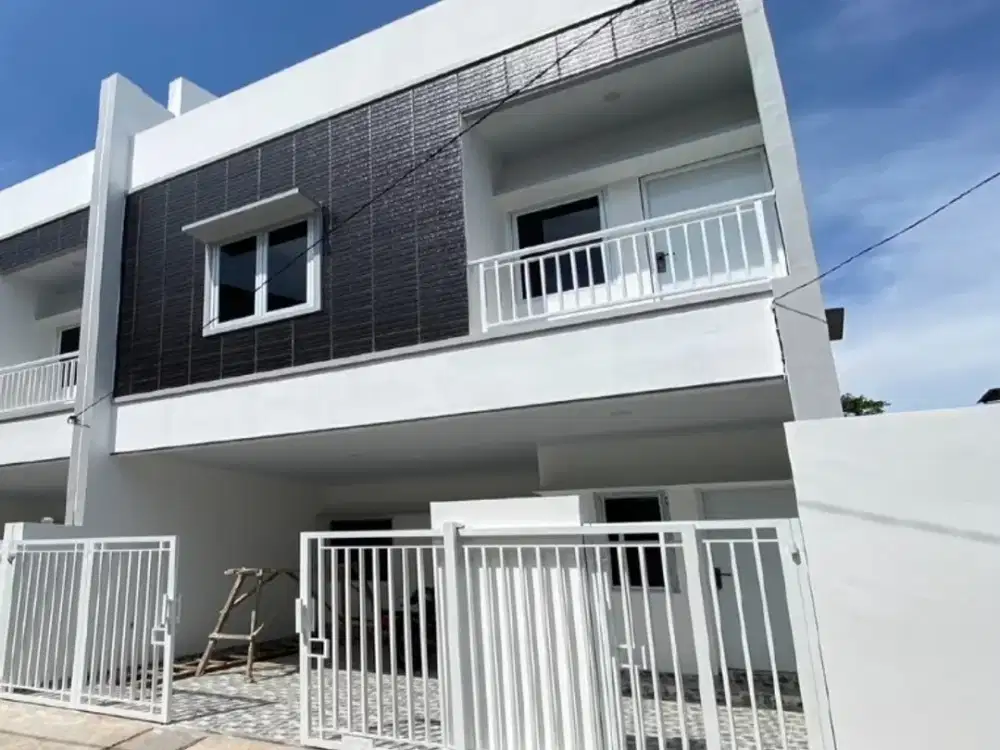 Dijual Cepat Rumah di Jalan Menteng, Tanjung Duren, Jakarta Barat