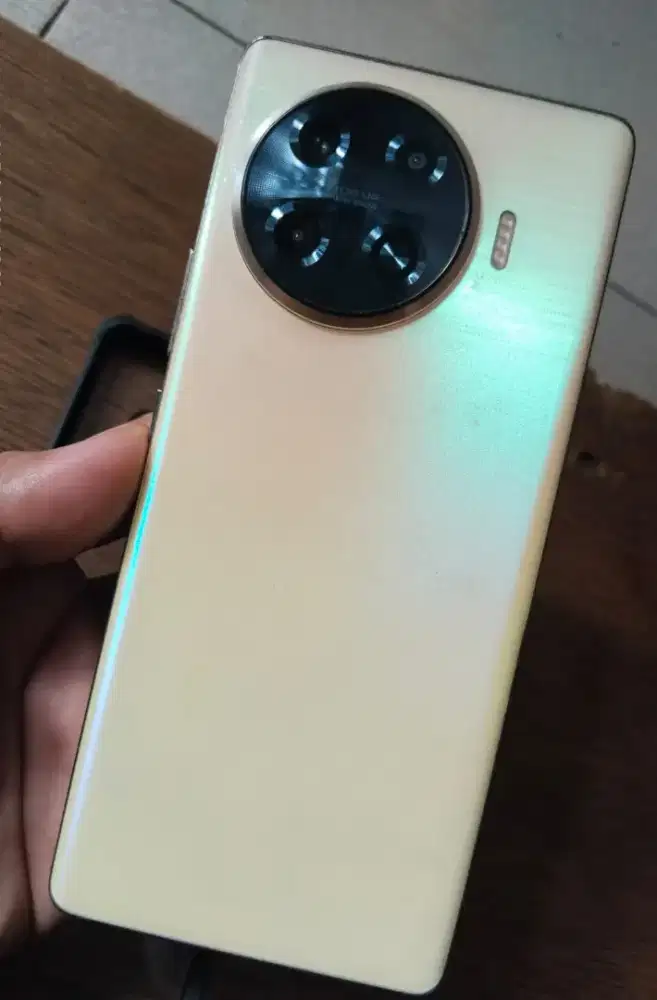 TECNO SPARK 20 PRO PLUS  RAM 8/256