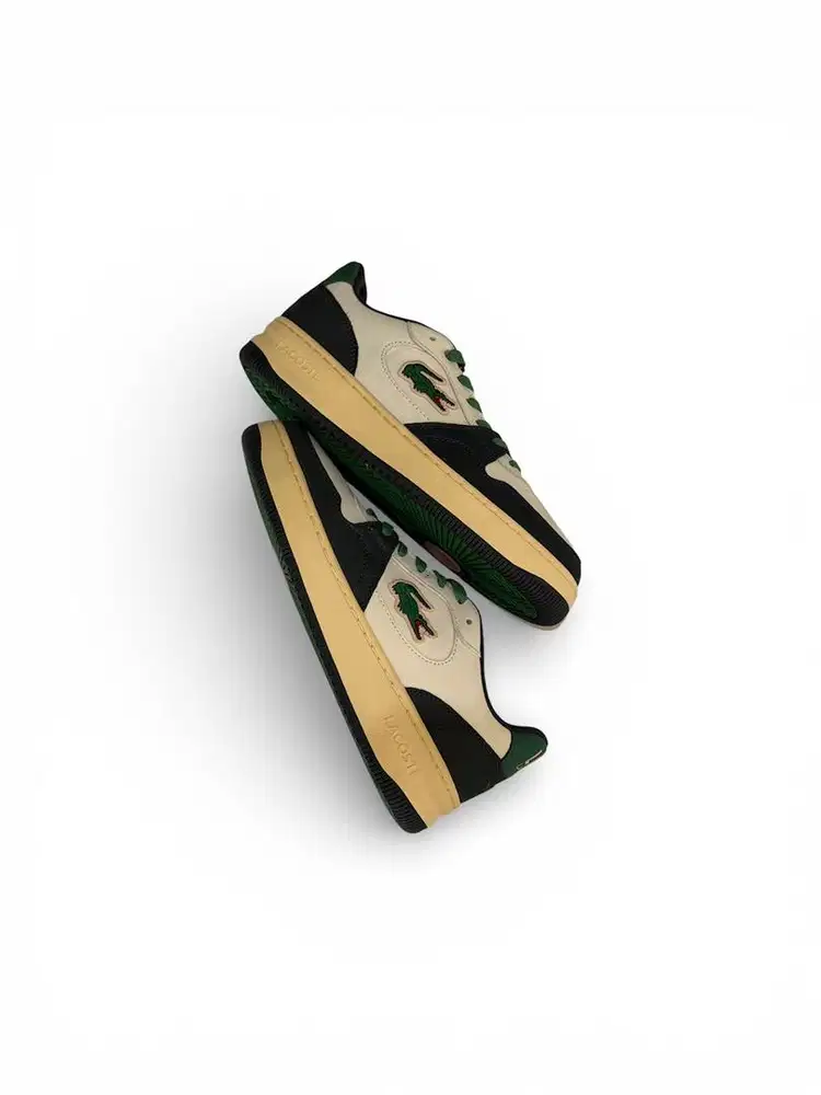 Sepatu Lacoste L001