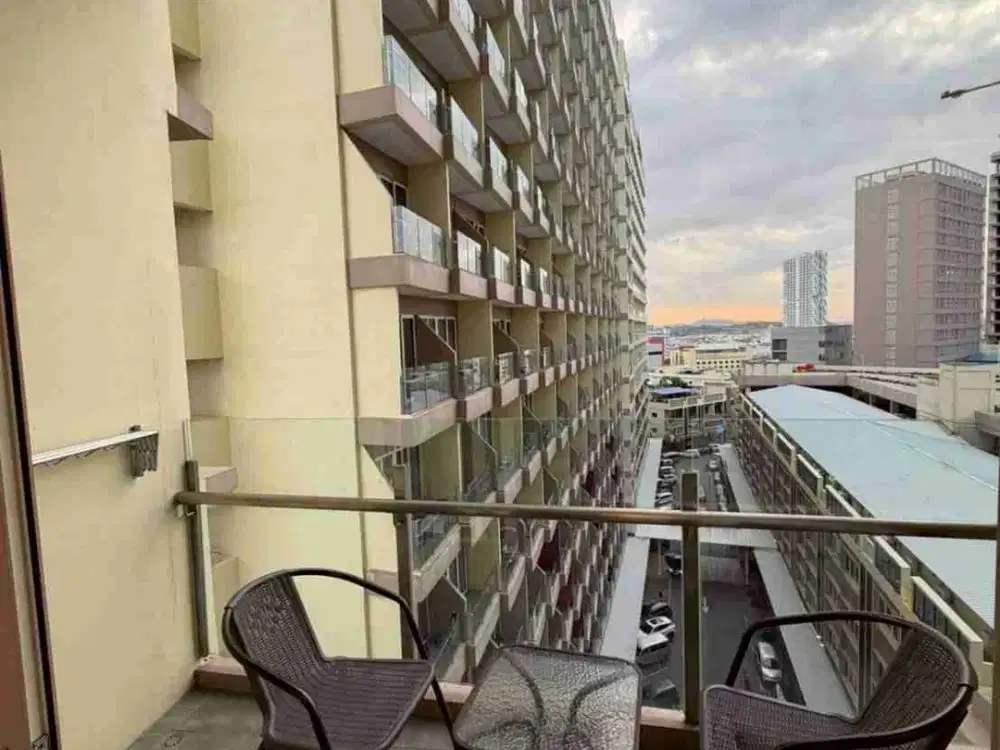 Dijual Fully Furnished
unit 2 bed Apartment Thamrin City