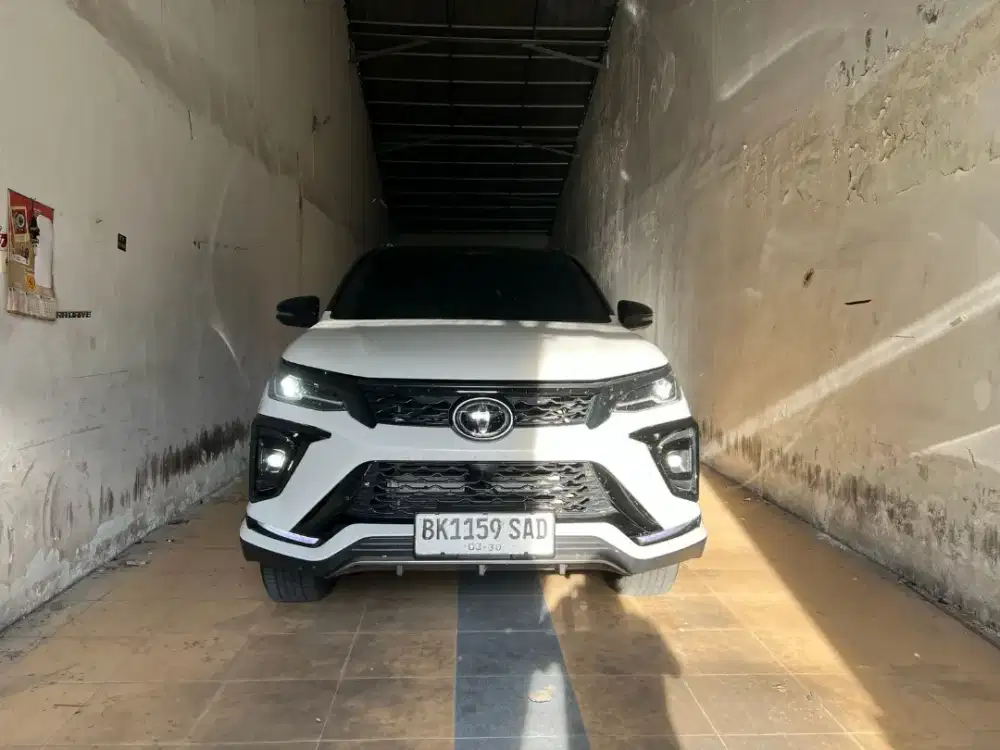 Toyota Fortuner 2.8 VRZ GR TSS 2025