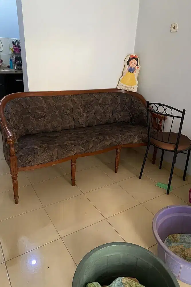 Jual Bekas Kursi Ruang Tamu Set