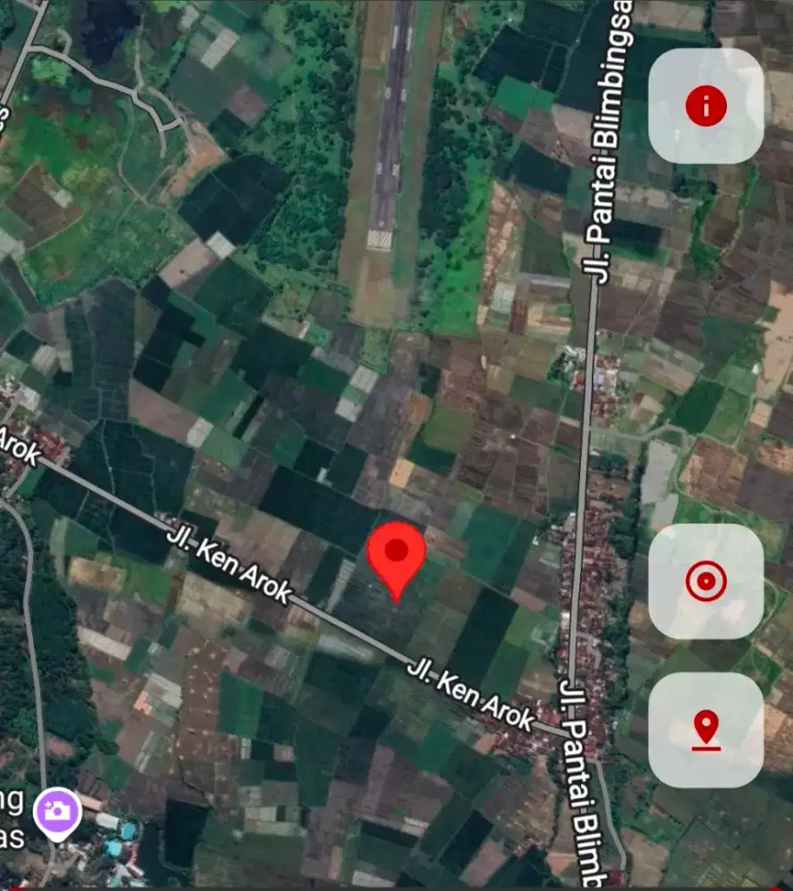 Tanah barat Bandara Blimbingsari