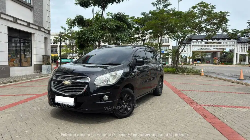 (LIKE NEW) Chevrolet Spin 1,5 LTZ AT Hitam Ganjil