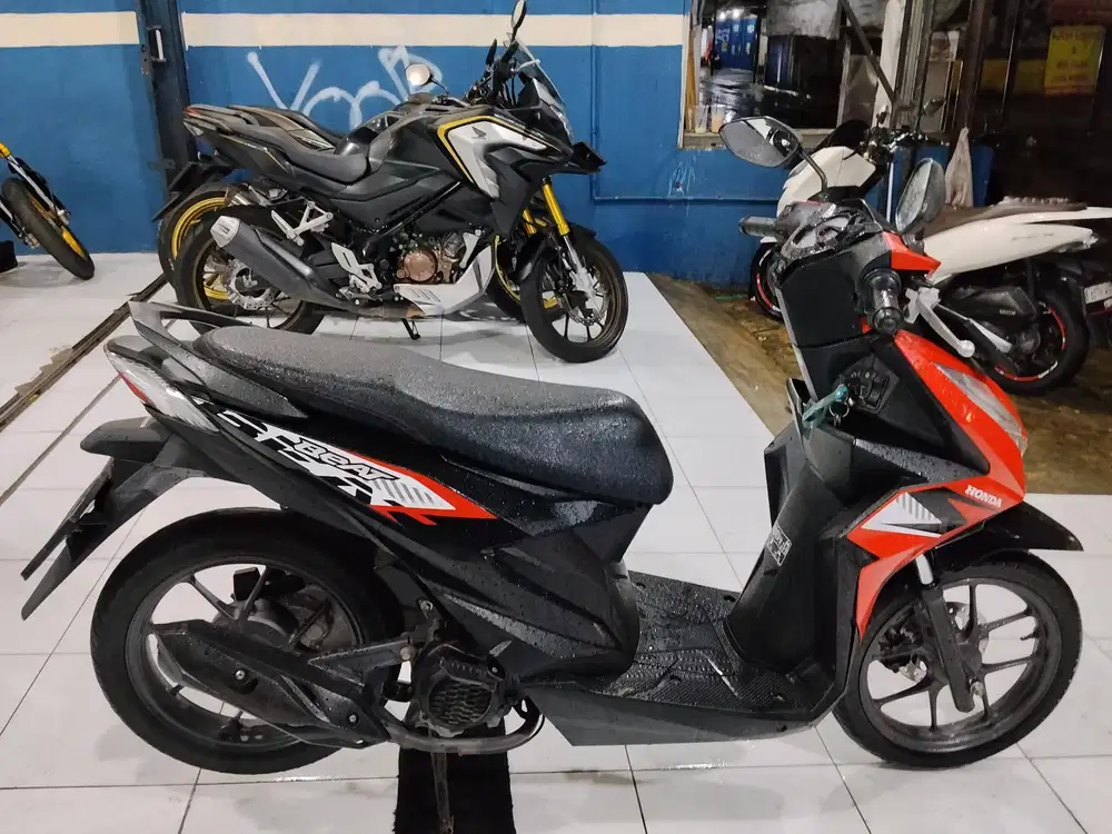 Dijual cepat honda beat 2023 super mulus
