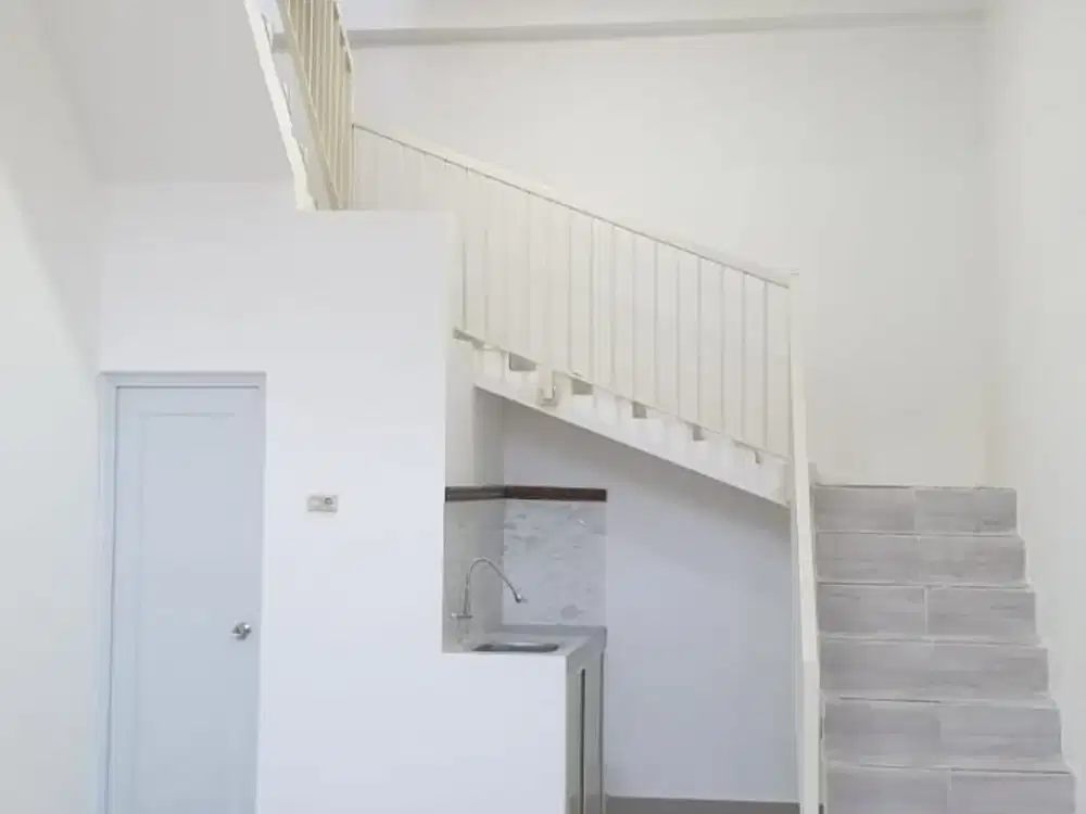 Disewakan Ruko 2 lantai di Simo Kwagean Surabaya Pusat