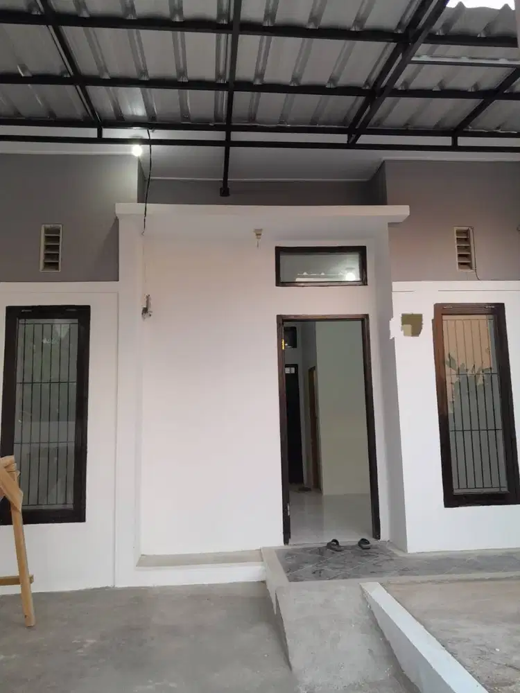 Dijual Rumah Siap Huni di Taman Kopo Katapang