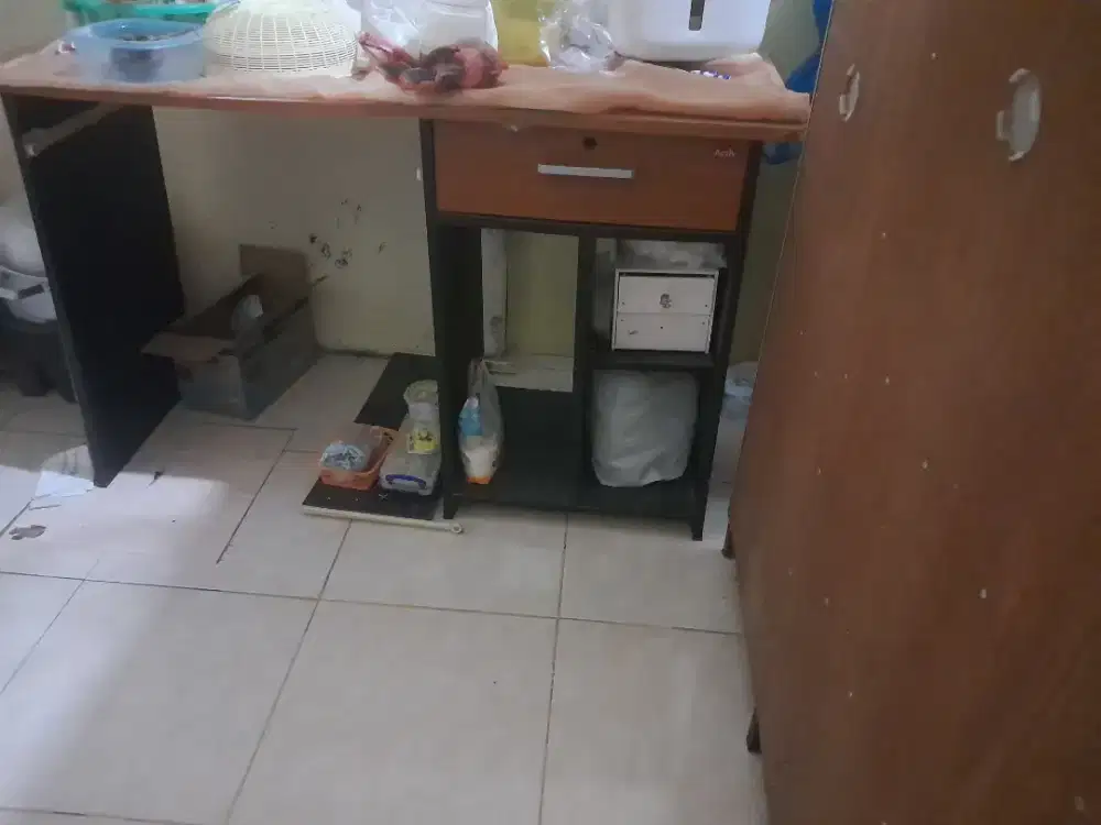 Dijual cepat meja murah