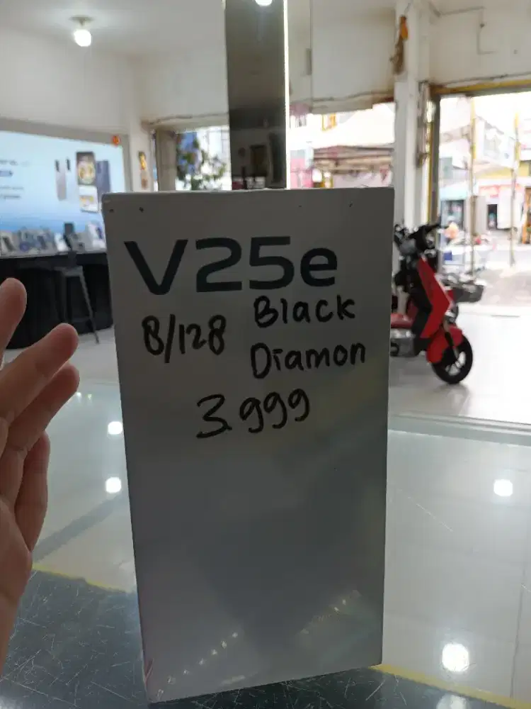 masih ready juga ya gays di ram 8/128 black diamon