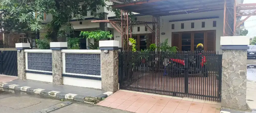 Jual Rumah Pribadi di Kota Depok 240 Meter