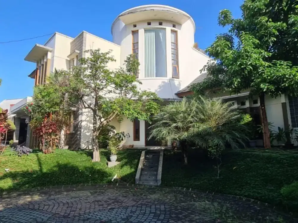 Hunian Sultan di Gegerkalong Bandung: LT 441m², Desain Klasik Modern