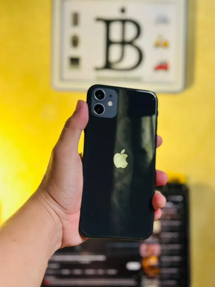 iPhone 11 Mulus jual cepaat