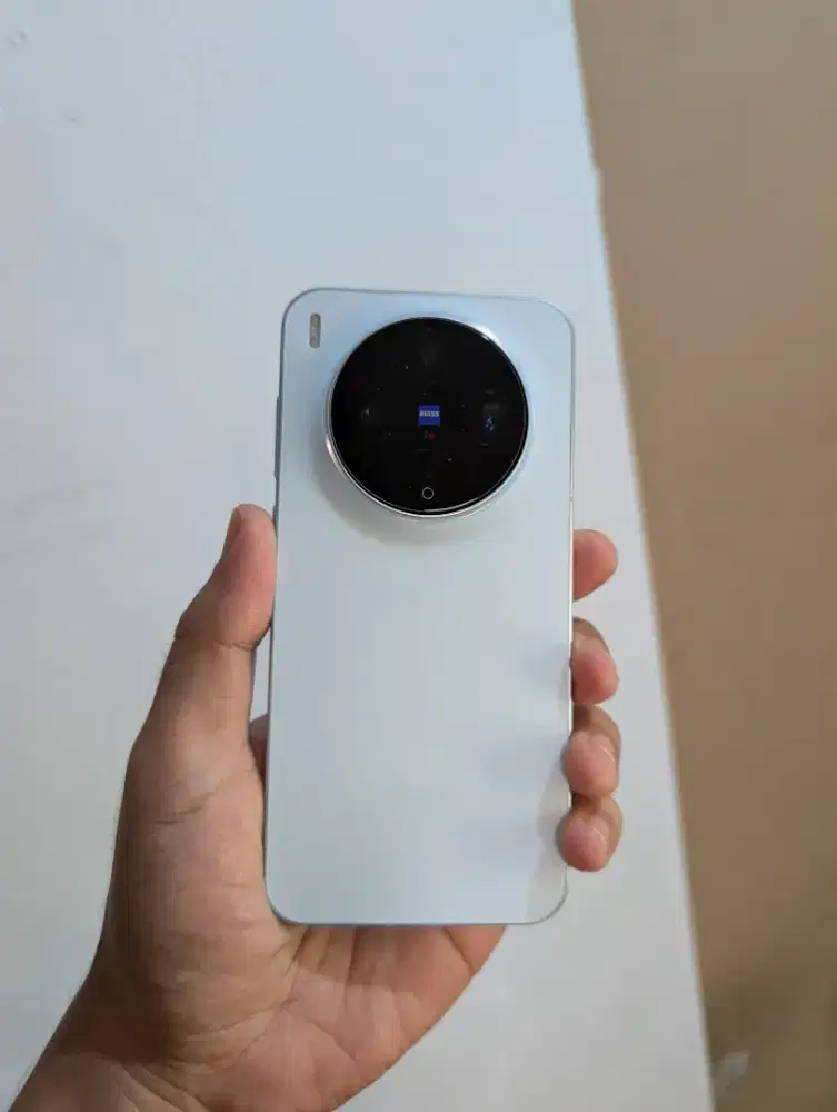 Vivo x300 garansi resmi 2 tahun