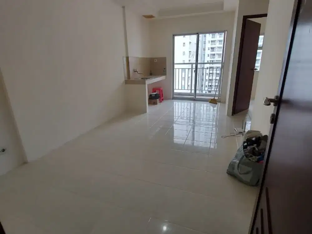 2BR Unfurnished Apartemen Mediterania Garden Residences 2 - Mall Central Park
