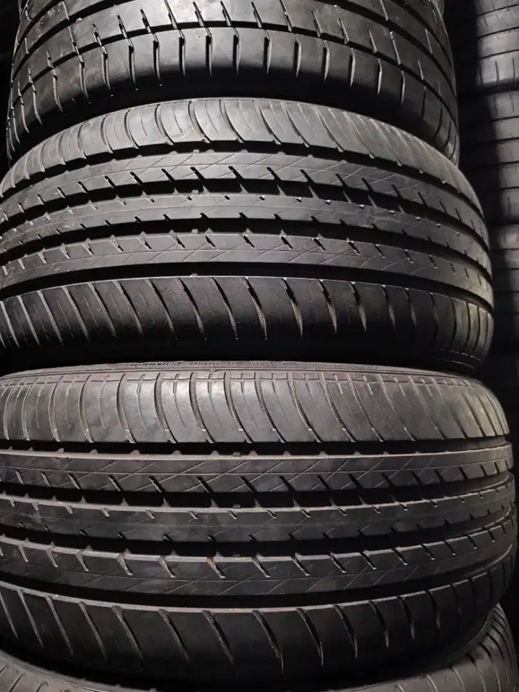 Goodyear runflat 285 45 R21