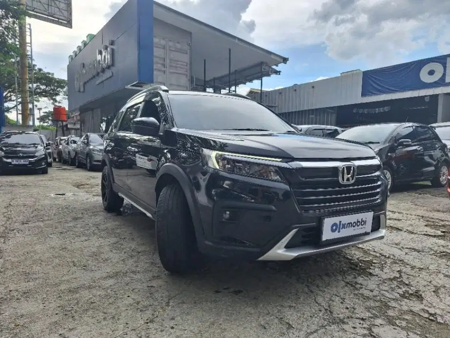 DP MURAH Honda BR-V 1.5 Prestige Bensin-AT 2022  CDFXB