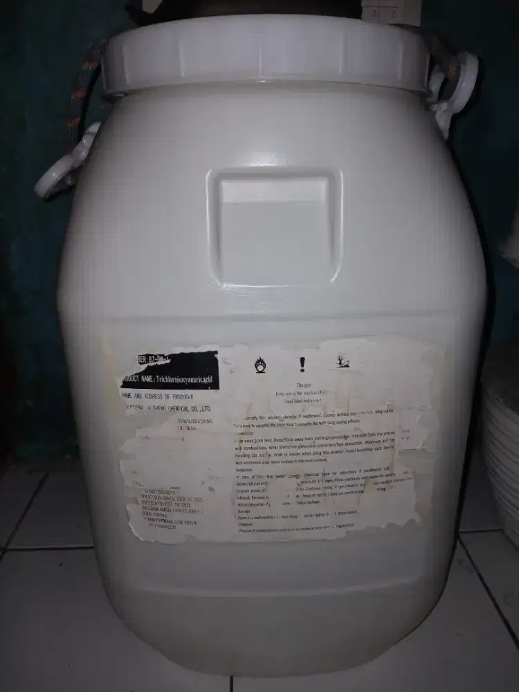 SUPER MURAH ! Drum/tong besar kapasitas (50 liter) mulus dan normal !