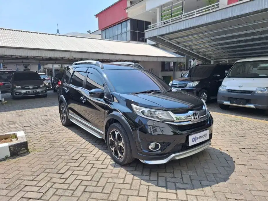 DP MURAH Honda BR-V 1.5 Prestige Bensin-AT 2016  CKMVB