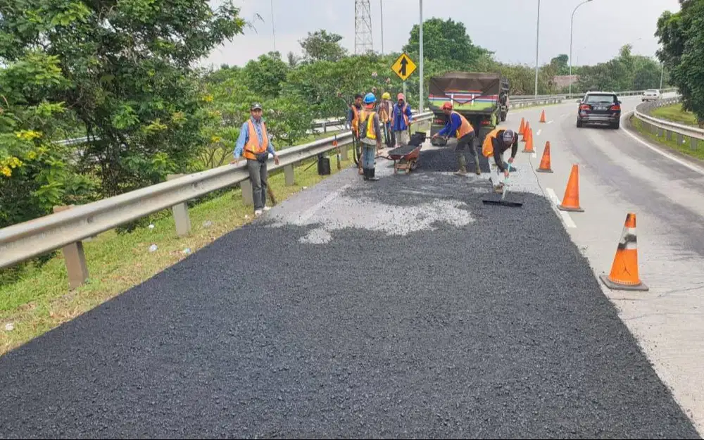 JASA KONTARKTOR INFRASTRUKTUR JALAN PROFESIONAL | ASPAL, BETON, DRAINA